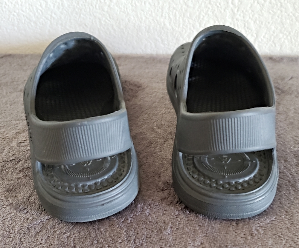 Totes Clogs - Picture 4 of 7